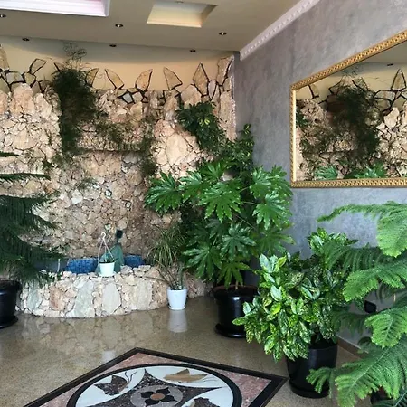 Antik Bed & Breakfast *