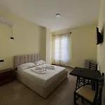 Antik Golem (Tirana)