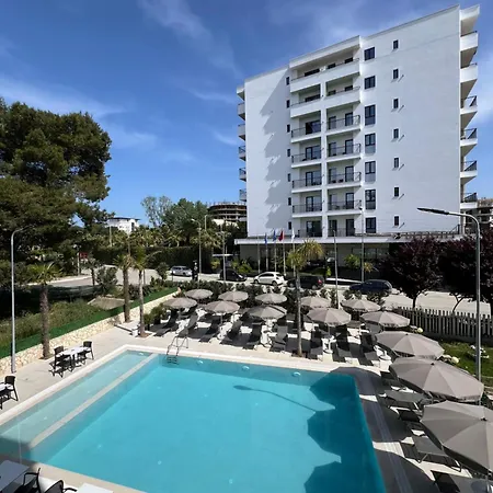 Antik Golem (Tirana)