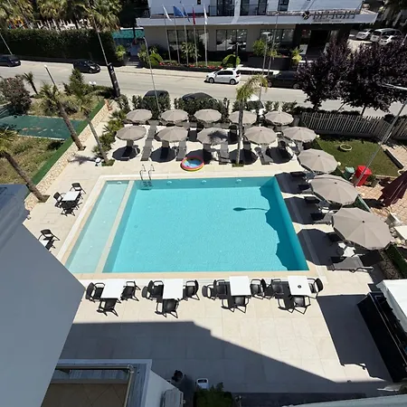 Antik 3* Golem (Tirana)
